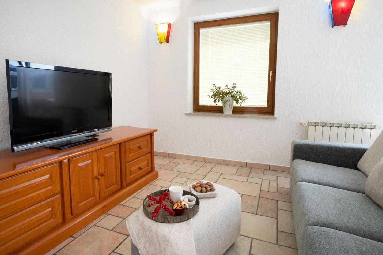 Apartment Ajdi Ajdovscina Ngoại thất bức ảnh